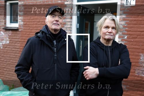 Den Haag 4 februari 2022
Rob en Ferdi Bolland worden geeerd met een plakaat op de muur van een huis met een tekst van 1 van hun liedjes daarop. Het hangt in de straat waar Rob Bolland woont.