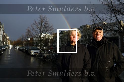 Den Haag 4 februari 2022
Rob en Ferdi Bolland worden geeerd met een plakaat op de muur van een huis met een tekst van 1 van hun liedjes daarop. Het hangt in de straat waar Rob Bolland woont.