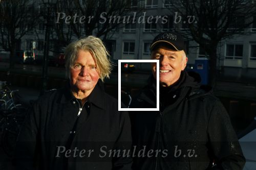 Den Haag 4 februari 2022
Rob en Ferdi Bolland worden geeerd met een plakaat op de muur van een huis met een tekst van 1 van hun liedjes daarop. Het hangt in de straat waar Rob Bolland woont.