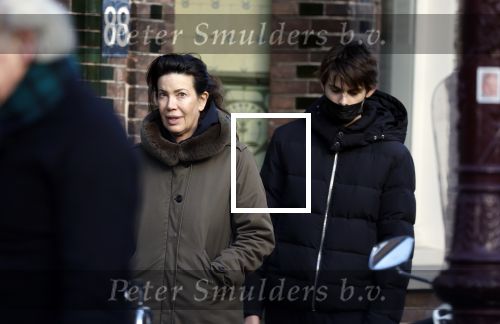 Amsterdam 11 februari 2022
Robine v d Meer met zoon in Amsterdam zuid