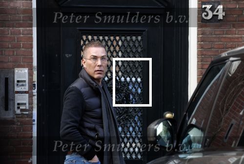 Den Haag 8 februari 2022
Rogier Smit staat voor de deur bij zijn ex partner Frank jansen