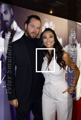 Amsterdam 7 februari 2022
Premiere Marry me in pathe arena. Romy Monteiro met vriend Jasper Suyk