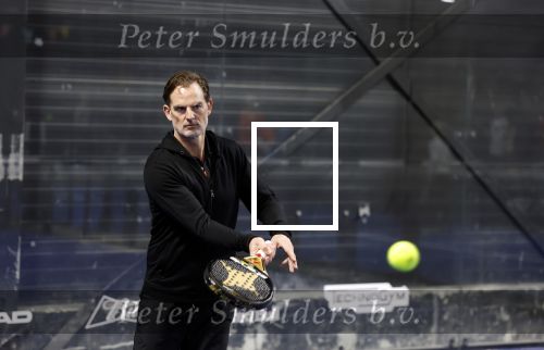 Amsterdam 12 februari 2022
Opening Plaza Padel in Amsterdam west . Aanwezig oa Ronald de Boer Jan Joost v Gangelen Kenneth Perez John v Lottum en Aron Winter.