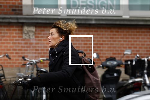 Amsterdam 29 januari 2022
Tatum Dagelet op de fiets in Amsterdam zuid