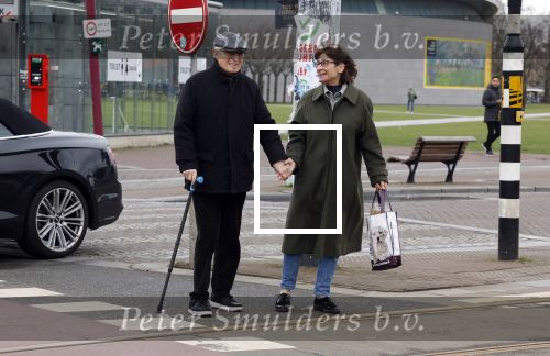 Amsterdam 10 februari 2022
Theo heuft met zijn partner in Amsterdam zuid.
