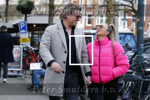 Amsterdam 30 januari 2022
Thomas Berge en zijn vriendin Elianne Zweipfenning in Amsterdam zuid.
