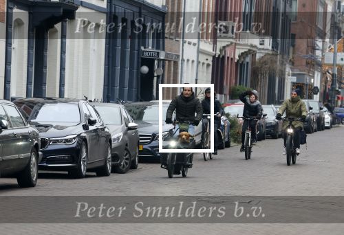 Amsterdam 15 januari 2022
Tim Oliehoek met zijn hond in bakfiets in Amsterdam zuid