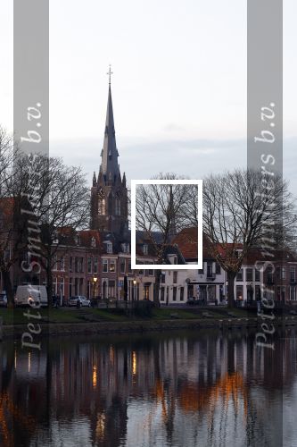 Weesp 11 januari 2022
Weesp bij night . De jeugd mag weer sporten .