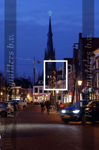Weesp 11 januari 2022
Weesp bij night . De jeugd mag weer sporten .