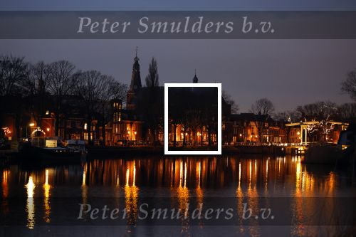 Weesp 11 januari 2022
Weesp bij night . De jeugd mag weer sporten .