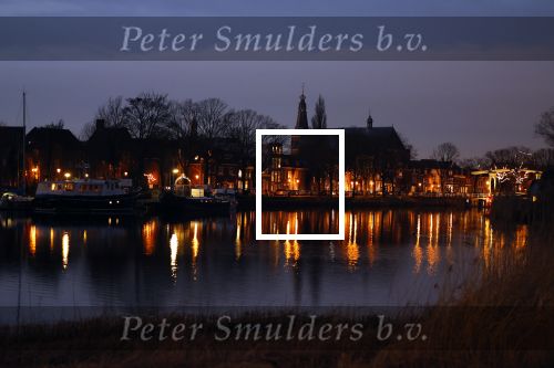 Weesp 11 januari 2022
Weesp bij night . De jeugd mag weer sporten .