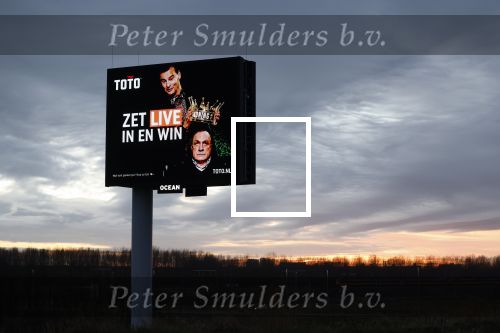 Den Haag Muiden 8 februari 2022
Abri aan A1 A12 Toto Abri met daarop Wilfred Genee en Dick Advocaat