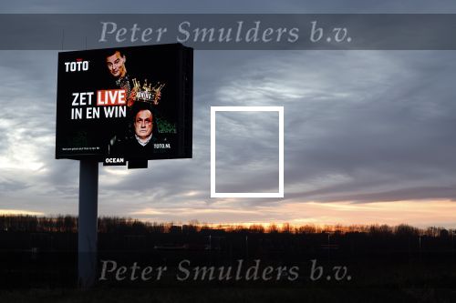 Den Haag Muiden 8 februari 2022
Abri aan A1 A12 Toto Abri met daarop Wilfred Genee en Dick Advocaat