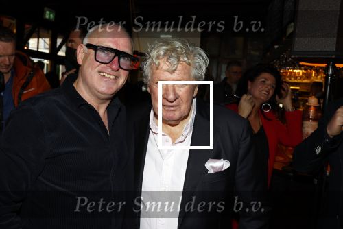 Laren 7 februari 2022
Boekpresentatie van Willibrord Frequin in het bonte paard. Rene v d Gijp reikte het eerste exemplaar uit . Fons de Poel is de schrijver.