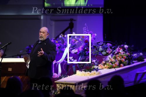 Amsterdam 4 februari 2023
Herdenkingsdienst/Begrafenis Heddy Lester.
Bert Simhoffer kwam met zijn vrouw