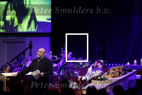 Amsterdam 4 februari 2023
Herdenkingsdienst/Begrafenis Heddy Lester.
Bert Simhoffer kwam met zijn vrouw