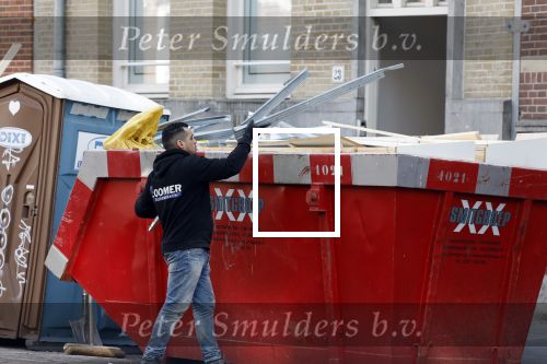 Amsterdam 10 februari 2023
Het prachtige nieuwe huis van Chantal janzen en haar man Marco Geeratz wordt helemaal gestript en daarna mooi verbouwd.