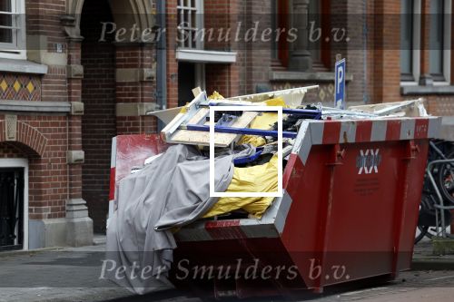 Amsterdam 27 januari 2023
Container met afval voor nieuwe huis Chantal Janzen