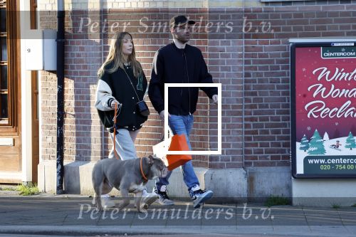 Amsterdam 13 februari 2023
Davy Klaassen met vriendin en hond in Amsterdam zuid