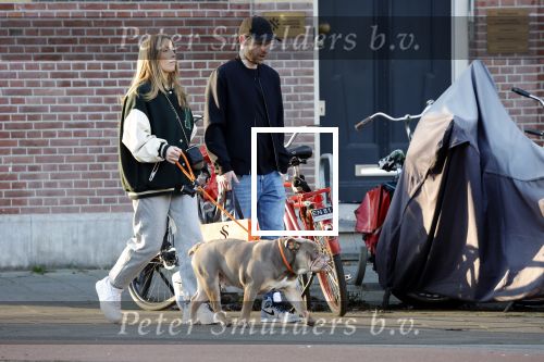 Amsterdam 13 februari 2023
Davy Klaassen met vriendin en hond in Amsterdam zuid