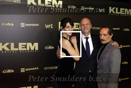 Amsterdam 30 januari 2023
Premiere Klem in Tuschinski met in de hoofdrollen Georgina Verbaan Barry Atsma Jacob Derwig Claudia Vismara Antonio Rampino Zoe Cusell Yenthe Bos en Marie  Mae v Zuilen. Frans Ketelaar