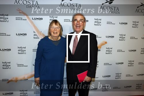 Rotterdam 8 februari 2023
Premiere van de dansvoorstelling van Acosta Danza in nieuwe Luxor. Frans Weisglas met vrouw
