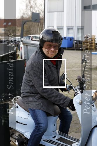 Amsterdam 4 februari 2023
Herdenkingsdienst/Begrafenis Heddy Lester.
Frits Huffnagel kwam op de scooter