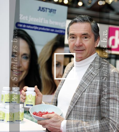 Amsterdam 18 februari 2023
Hein Vegeer en zijn dochter staan met div produkten op de huishoudbeurs (JustBfit Sport)