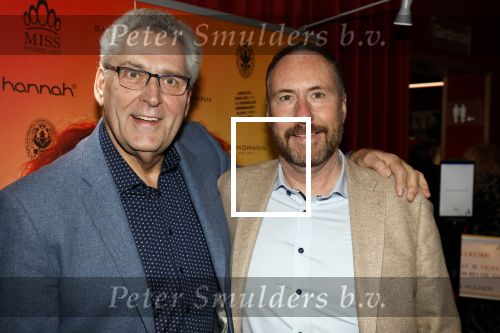 Baarn 28 januari 2023
Premiere liedjes Robert Long in de speeldoos in Baarn.
Henk Krol met partner