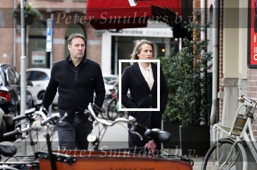 Amsterdam 6 februari 2023
Henk Timmer met (een) vriendin op de cornelis schuytstraat.