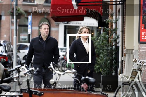Amsterdam 6 februari 2023
Henk Timmer met (een) vriendin op de cornelis schuytstraat.