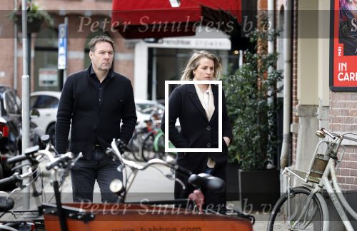 Amsterdam 6 februari 2023
Henk Timmer met (een) vriendin op de cornelis schuytstraat.