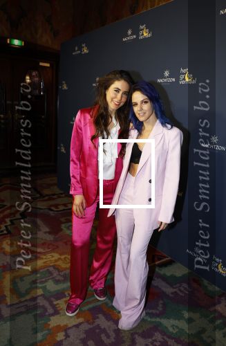Amsterdam 2 februari 2023
Premiere de Magie van Valentijn in Tuschinski met in de hoofdrol Birgit Schuurman . Iris Hond en Lakshmi speelden de titelsong.