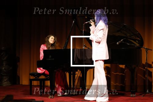 Amsterdam 2 februari 2023
Premiere de Magie van Valentijn in Tuschinski met in de hoofdrol Birgit Schuurman . Iris Hond en Lakshmi speelden de titelsong.