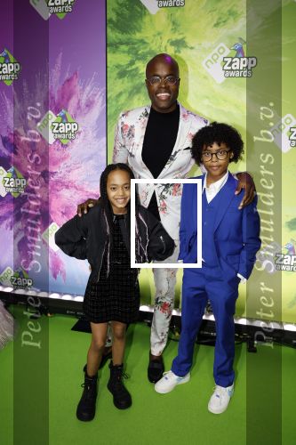 Hilversum 28 januari 2023
Zapp awards in studio 21 . Jandino Asporaat met kinderen