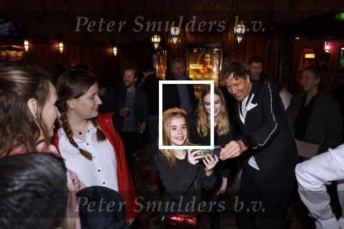 Amsterdam 2 februari 2023
Premiere de Magie van Valentijn in Tuschinski met in de hoofdrol Birgit Schuurman . Iris Hond en Lakhsmi speelden de titelsong. Klaas v Kruistum
