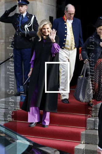 Amsterdam 18 januari 2023
De tweede dag van de nieuwjaarsreceptie van Koning Willem Alexander en koningin Maxima op het paleis op de Dam. Ook prinses Beatrix was weer aanwezig.