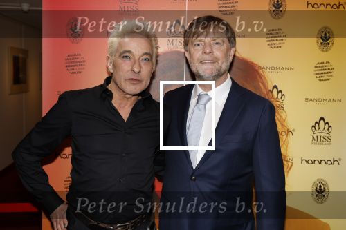 Baarn 28 januari 2023
Premiere liedjes Robert Long in de speeldoos in Baarn.
Kristof Rutsaert en een gast