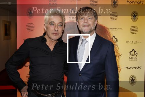 Baarn 28 januari 2023
Premiere liedjes Robert Long in de speeldoos in Baarn.
Kristof Rutsaert en een gast