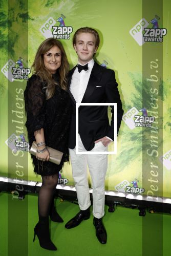 Hilversum 28 januari 2023
Zapp awards in studio 21 . Laura Vlasblom met haar zoon Sem ragas