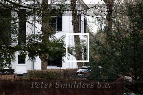Huizen 6 januari 2023
BMW X5  geparkeerd bij huis Linda de Mol