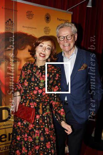Baarn 28 januari 2023
Premiere liedjes Robert Long in de speeldoos in Baarn.
Marijke Helwegen kwam met haar man harrie