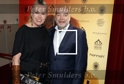Baarn 28 januari 2023
Premiere liedjes Robert Long in de speeldoos in Baarn.
Monique Collignon met man