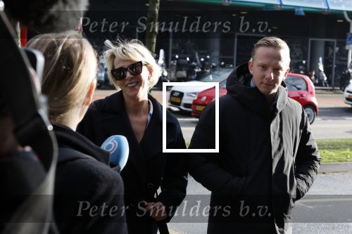 Lelystad, 23  Januari 2023
Monique des Bouvrie en zoon Jan des Bouvries bij de rechtbank .
Proces gaat tegen de andere kinderen van Jan des Bouvrie
Fotopersbureau Peter Smulders BV