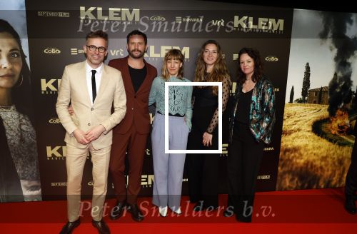 Amsterdam 30 januari 2023
Premiere Klem in Tuschinski met in de hoofdrollen Georgina Verbaan Barry Atsma Jacob Derwig Claudia Vismara Antonio Rampino Zoe Cusell Yenthe Bos en Marie  Mae v Zuilen. Patrick Martens met zijn vriend