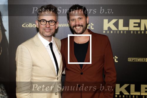 Amsterdam 30 januari 2023
Premiere Klem in Tuschinski met in de hoofdrollen Georgina Verbaan Barry Atsma Jacob Derwig Claudia Vismara Antonio Rampino Zoe Cusell Yenthe Bos en Marie  Mae v Zuilen. Patrick Martens met zijn vriend