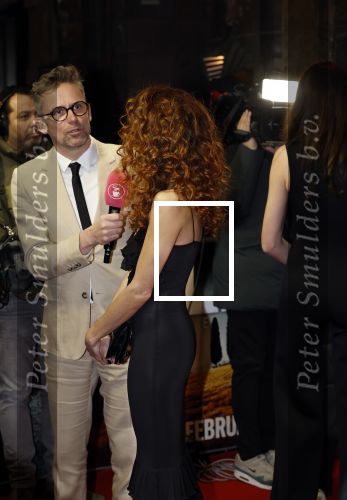Amsterdam 30 januari 2023
Premiere Klem in Tuschinski met in de hoofdrollen Georgina Verbaan Barry Atsma Jacob Derwig Claudia Vismara Antonio Rampino Zoe Cusell Yenthe Bos en Marie  Mae v Zuilen. patrick Martens interviewt Georgina Verbaan