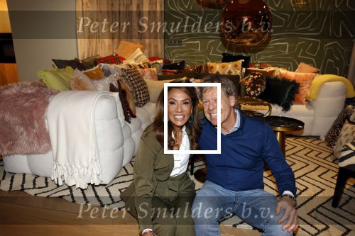 Amsterdam 3 februari 2023
Patty Brard verkoopt vrijwillig haar inboeder bij Decor Amsterdam. Ook sochter Priscilla Nasi en haar Man Antoine zijn aanwezig.