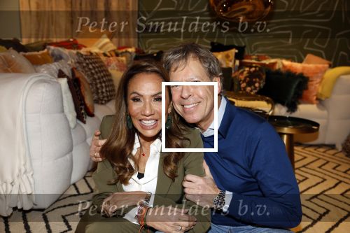 Amsterdam 3 februari 2023
Patty Brard verkoopt vrijwillig haar inboeder bij Decor Amsterdam. Ook sochter Priscilla Nasi en haar Man Antoine zijn aanwezig.