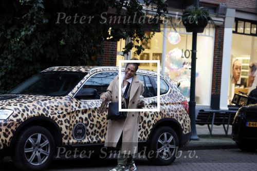 Amsterdam 24 januari 2023
Patty Brard met haar panter BMW in Amsterdam zuid
